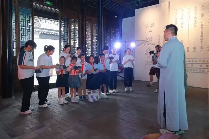 69c494fee4b0bf468b74130f (1).jpg